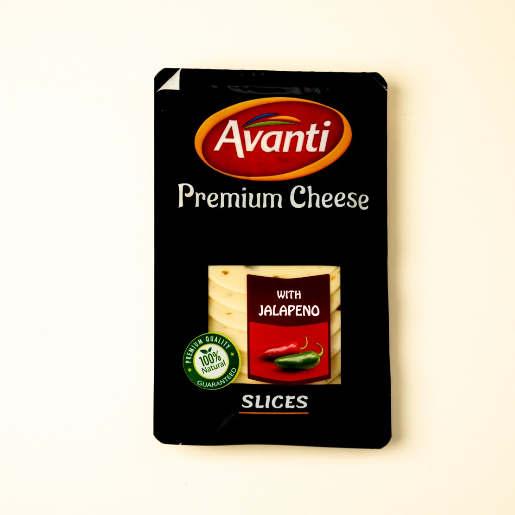 cheddar cheese with jalapeno 150g covered by premium black sticker