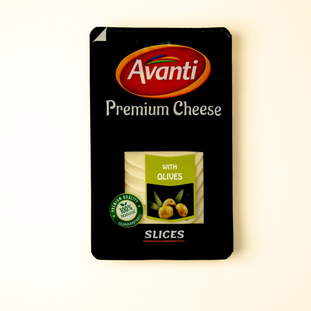 avanti cheddar with olives 150 g covered by premium sticker.